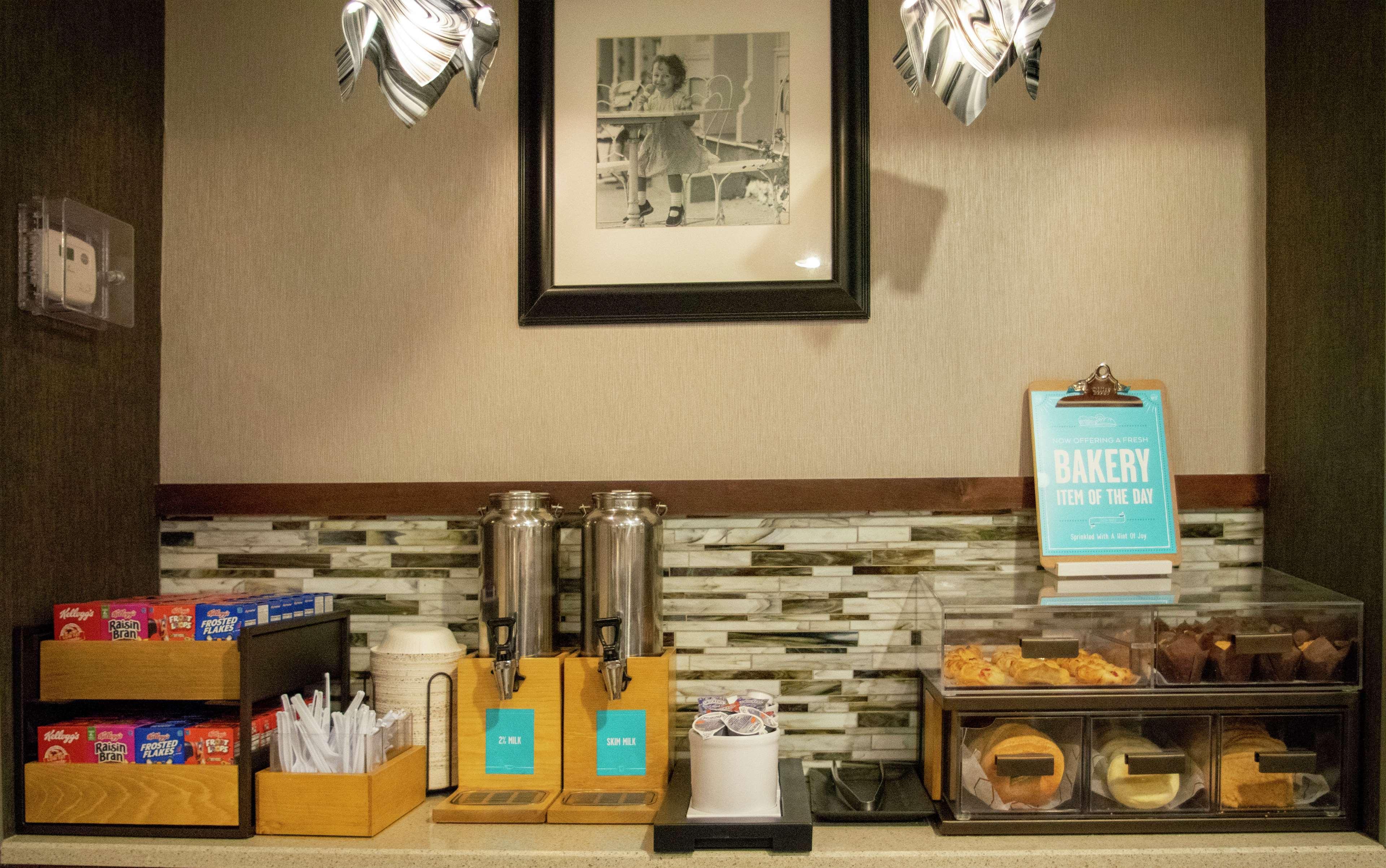 Hampton Inn St. Louis-Chesterfield Exteriör bild