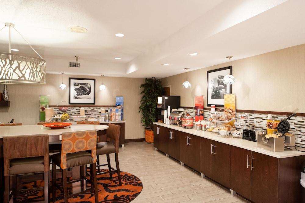 Hampton Inn St. Louis-Chesterfield Exteriör bild