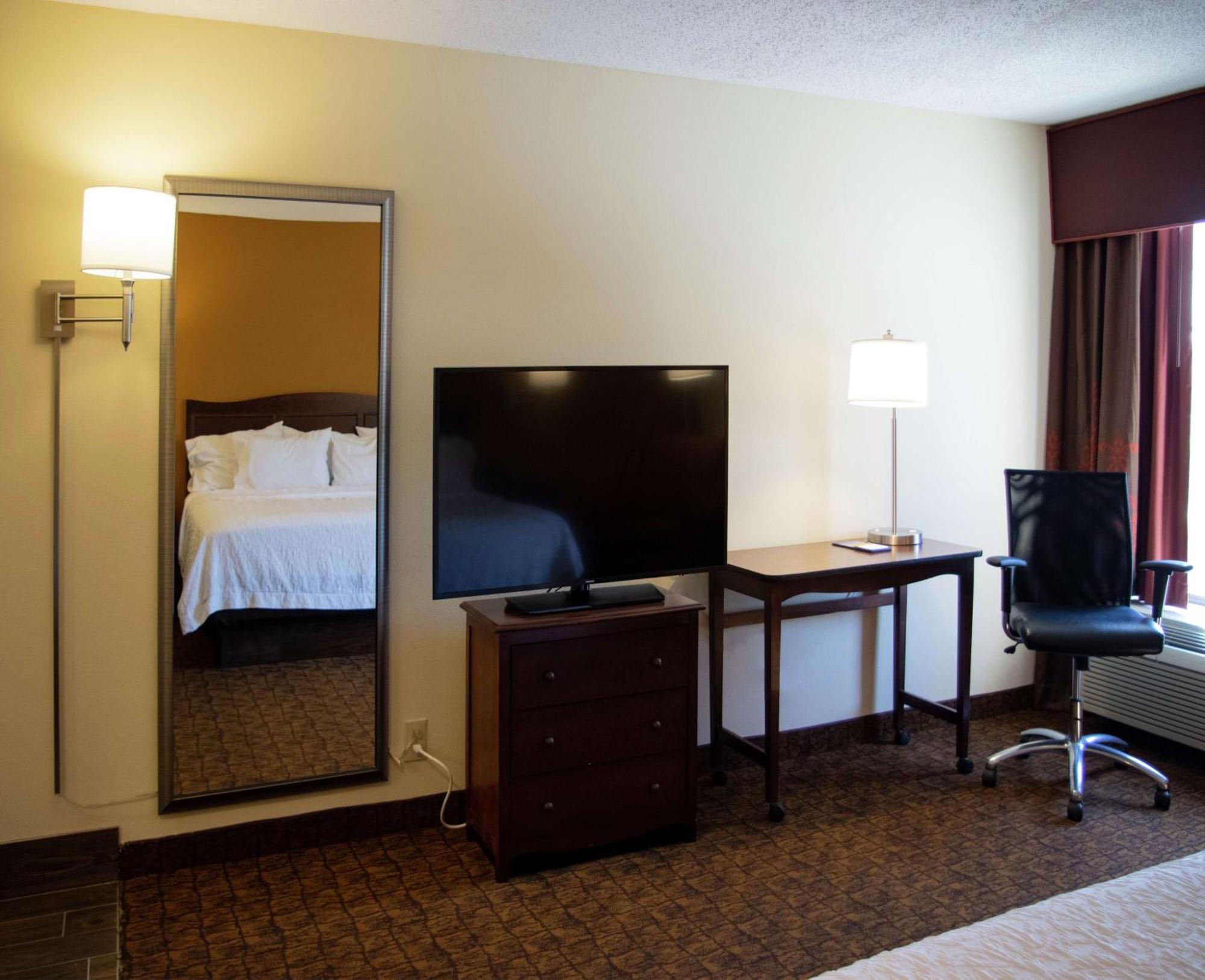 Hampton Inn St. Louis-Chesterfield Exteriör bild
